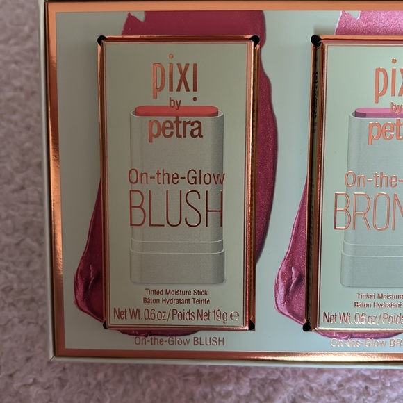 Pixi On-the-Glow Blush, Bronze, and Superglow Set - Picture 3 of 8